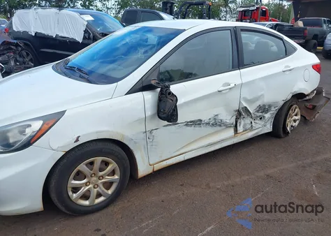 2014 Hyundai Accent Gls z USA, uszkodzony, nr VIN KMHCT4AE8EU633587